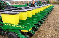 Сеялки точного высева John Deere серии DB