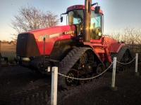 Гусеничный трактор Case IH STX380