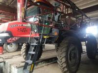 Опрыскиватель самоходный Case IH 3330 № V1690