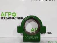 Корпус підшипника прес-підбирача John Deere 117х125х31