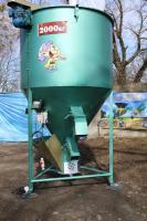 Вертикальный смеситель комбикормов Гном 2000 кг